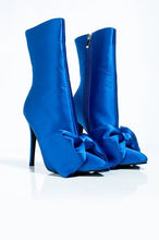 Load image into Gallery viewer, Timeless - Blue Bow Bootie
